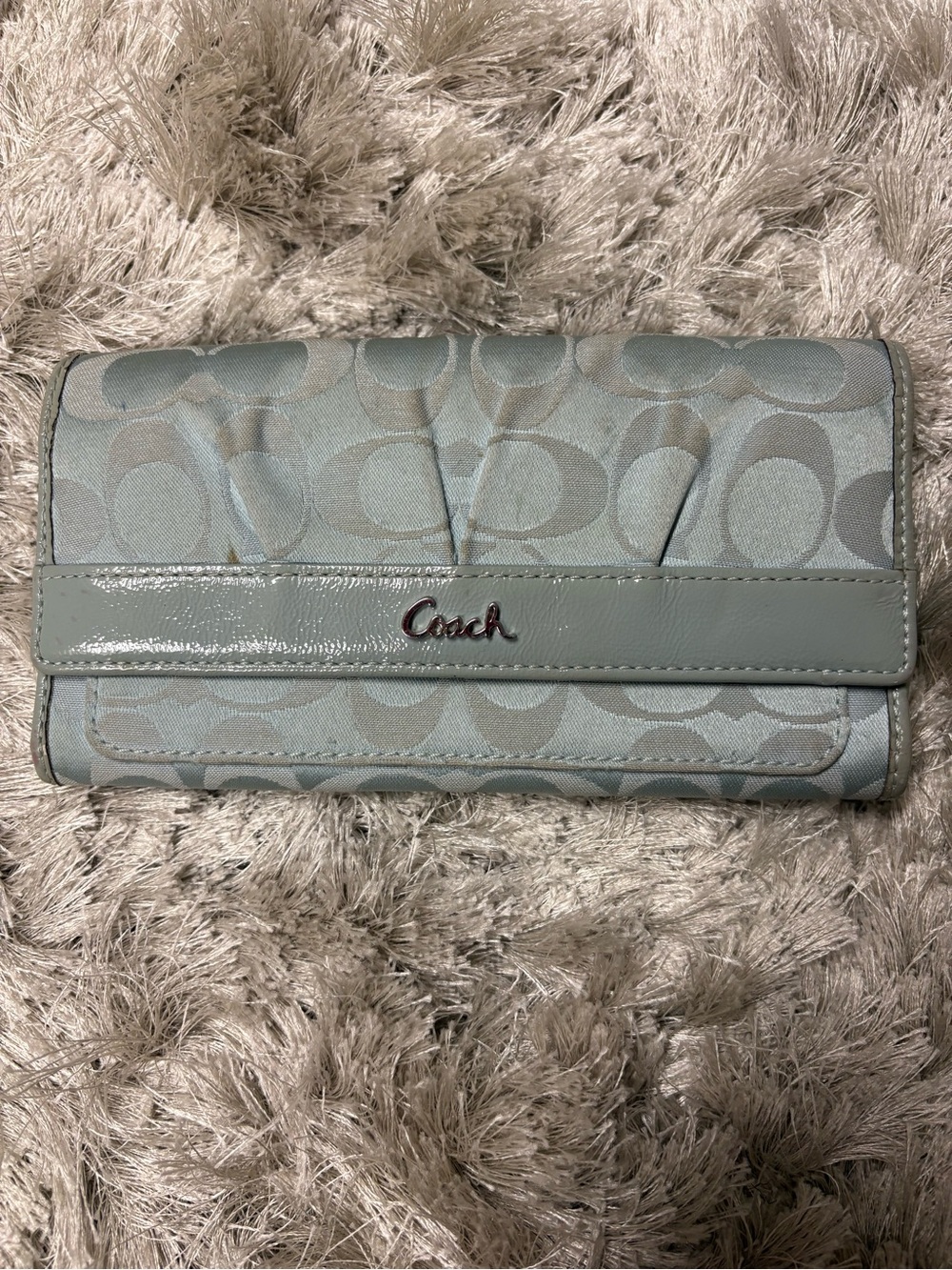 Coach Accordion Wallet – Light Sage Green